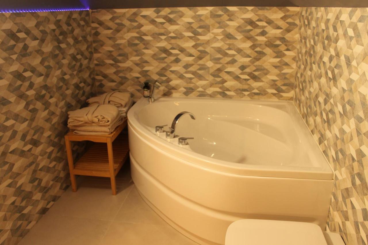 La Gare B&B Fiera มาเจ็นตา ภายนอก รูปภาพ